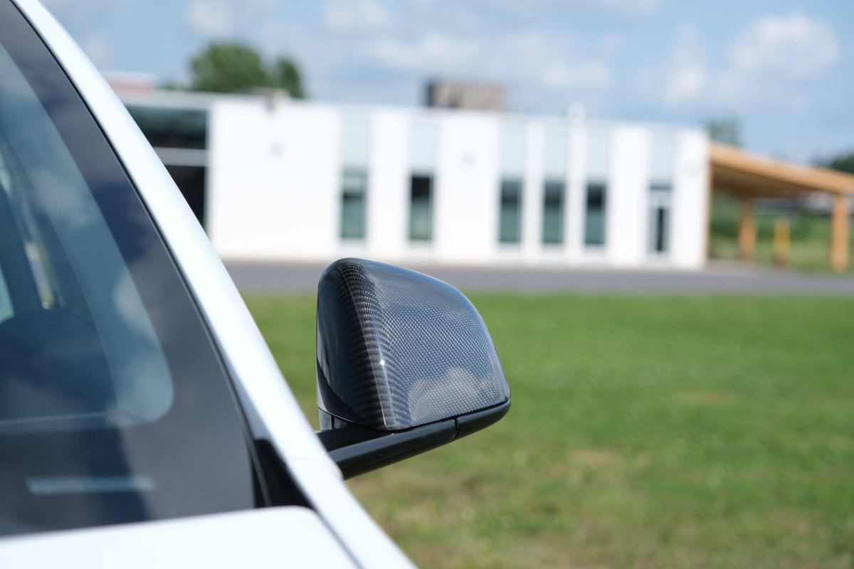 Model Y | Habillages de rétroviseur en fibre de carbone - TTS Parts inc.