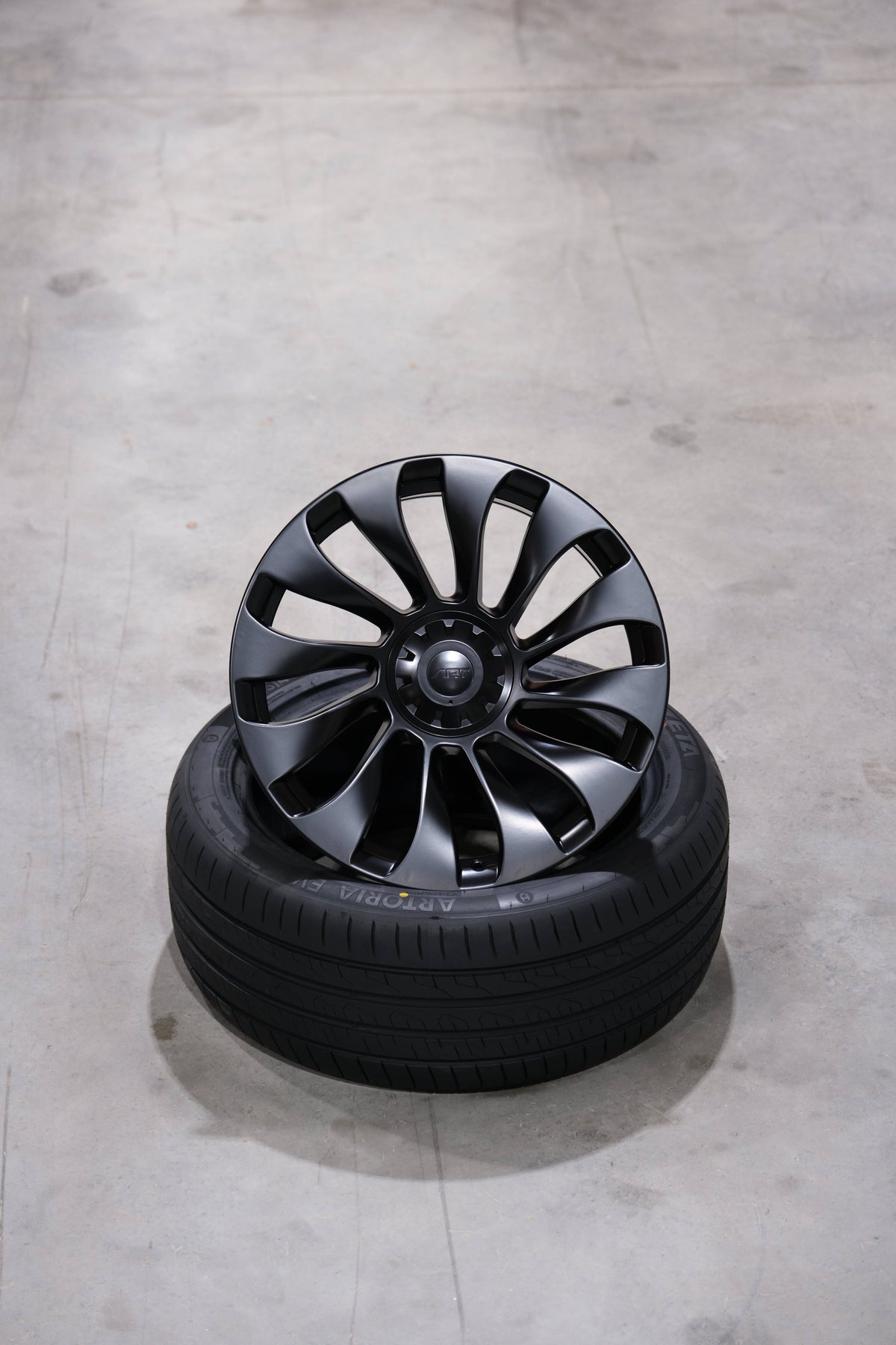 Model Y | 19-inch Matte Black Wheel Set (Series 1) - TTS Parts inc.