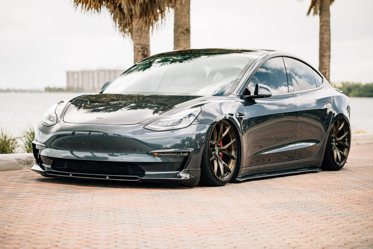 Carbon Fiber Lips "C" style | Tesla Model 3 (2018-2023) - The Tesla Stop