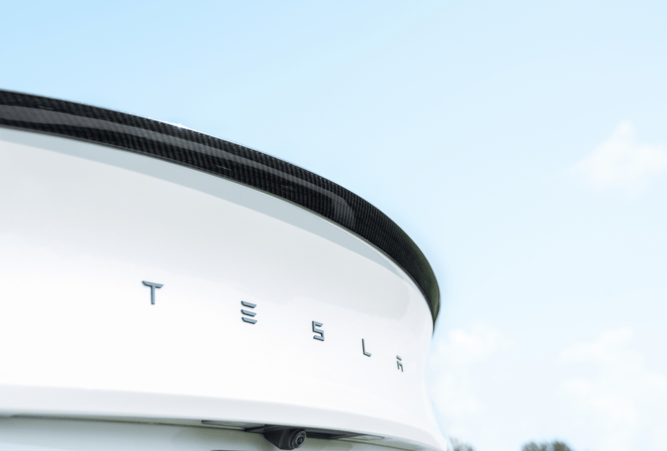 Model Y | Carbon fiber performance spoiler - TTS Parts inc.