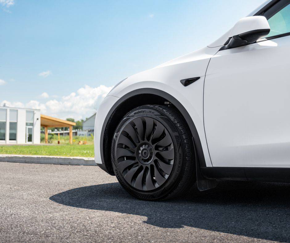 Model Y | 19-inch Whirlwind Matte Black Wheel Cover (Asymmetrical Model 3) - TTS Parts inc.