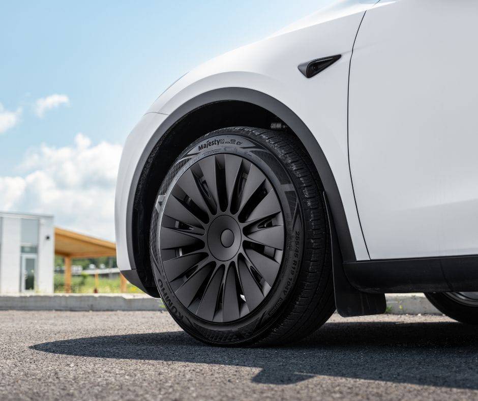 Model Y | 19-inch Whirlwind Matte Black Wheel Cover (Asymmetrical Model 5) - TTS Parts inc.